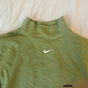 green nike turtleneck